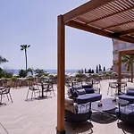 מלון Atlantica Bay - Adults Only לימסול