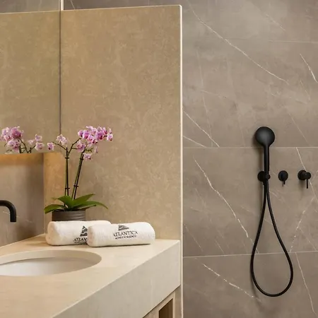 Atlantica Bay - Adults Only ليماسول