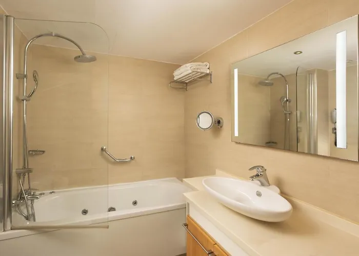 Hotel Atlantica Bay - Adults Only Lemesos