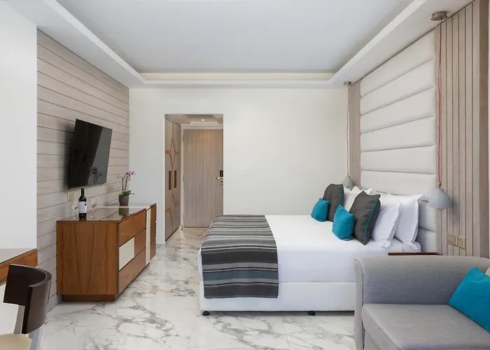 Atlantica Bay - Adults Only Hotel 4*