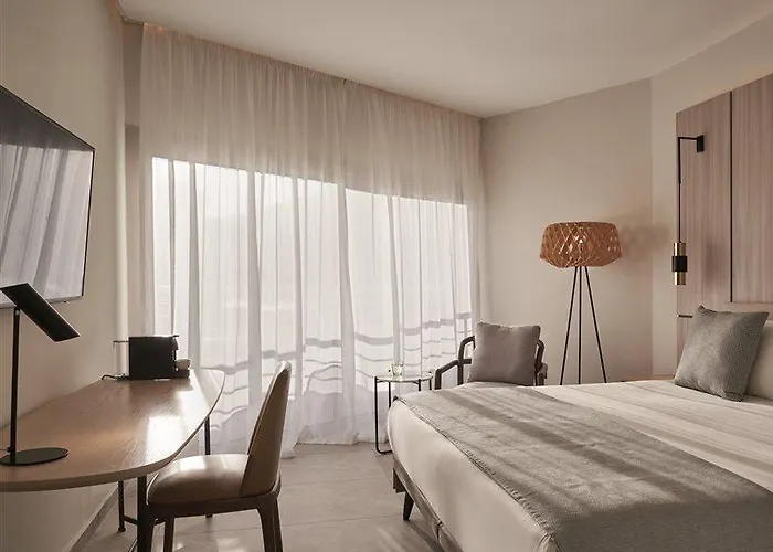 Hotel Atlantica Bay - Adults Only Limassol