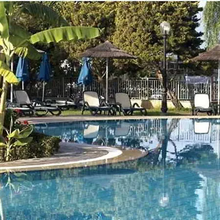 Hotel Atlantica Bay - Adults Only Limasol