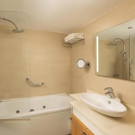 Hotell Atlantica Bay - Adults Only Limassol