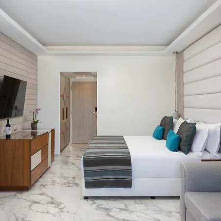 Atlantica Bay - Adults Only Hotell 4*